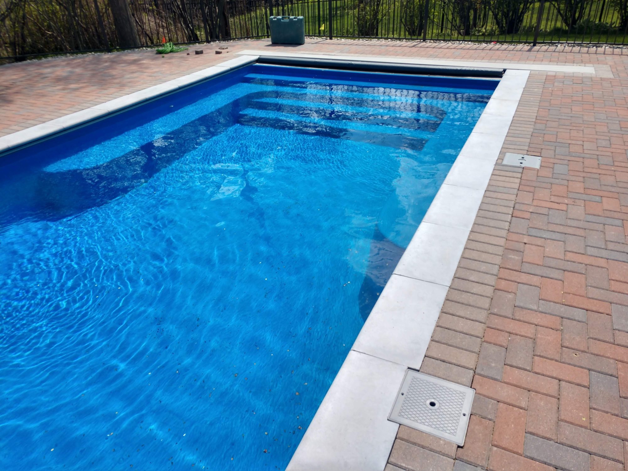 OXFORD, MICHIGAN FIBERGLASS POOL INSTALLED